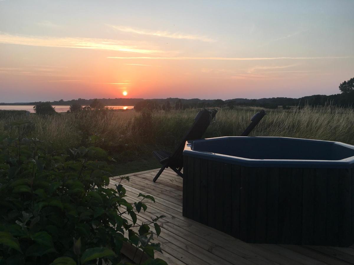 Saare Glamping 호텔 Salme 외부 사진